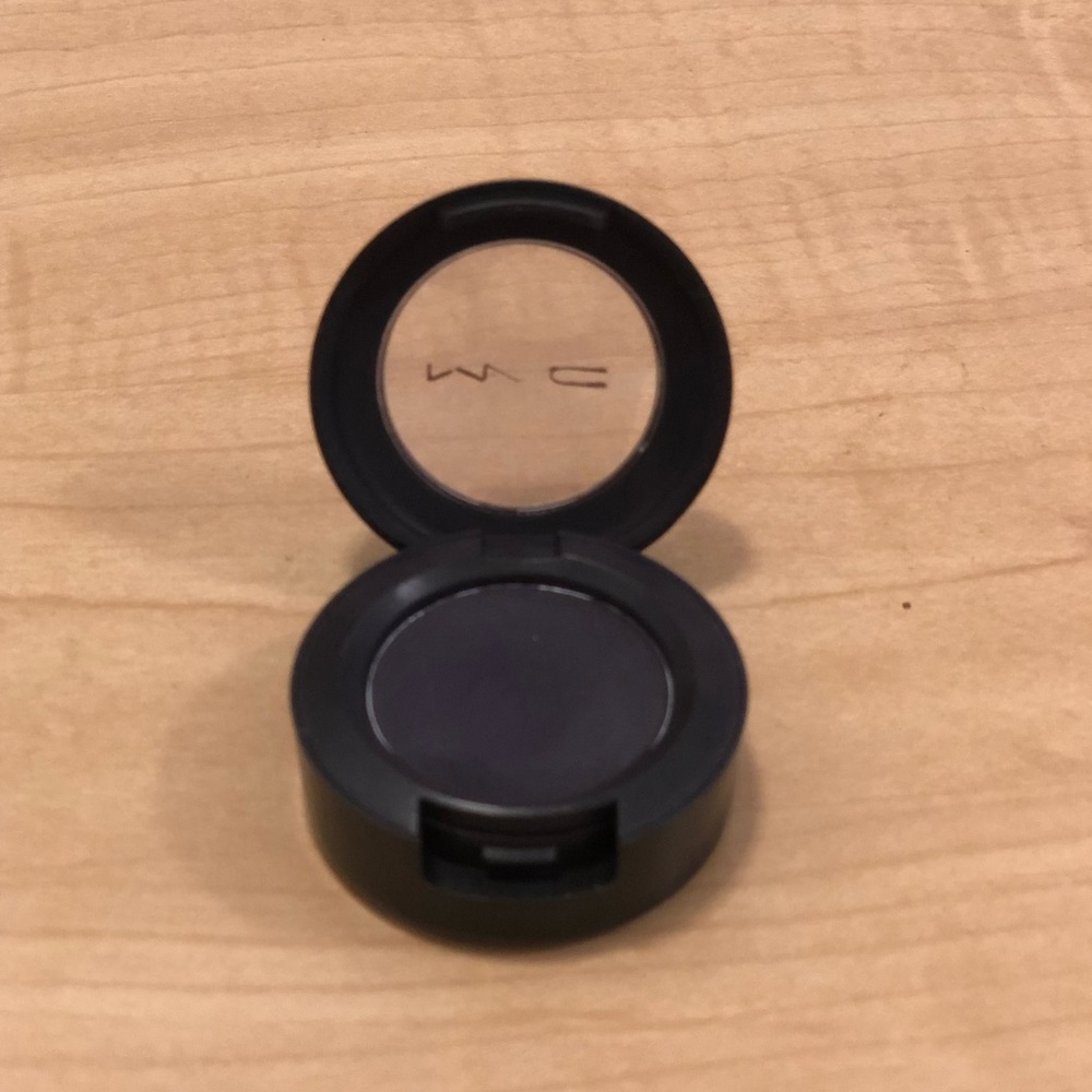 MAC Matte Indigo Eyeshadow